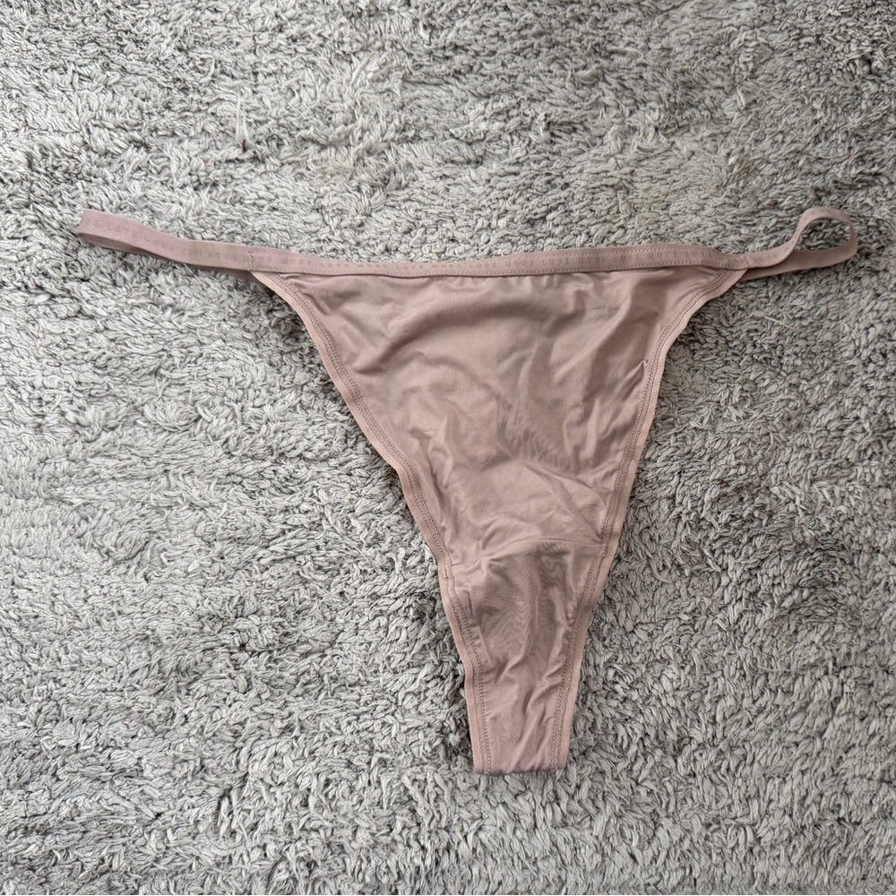 H&M Women's Thong- Light Brown
